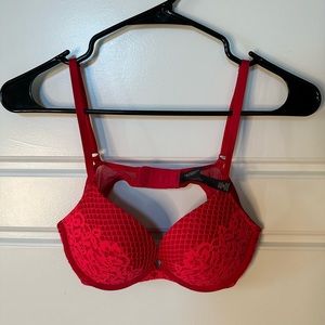Scandalous push up bra